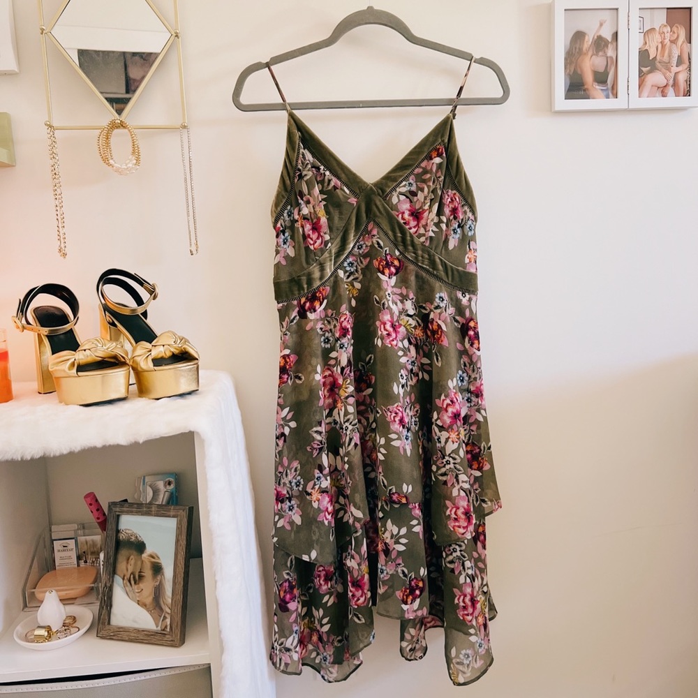 White House Black Market Dress